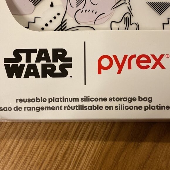 PYREX Star Wars Reusable Platinum Silicone Storage Bag - Sandwich Size (New) - Picture 7 of 12